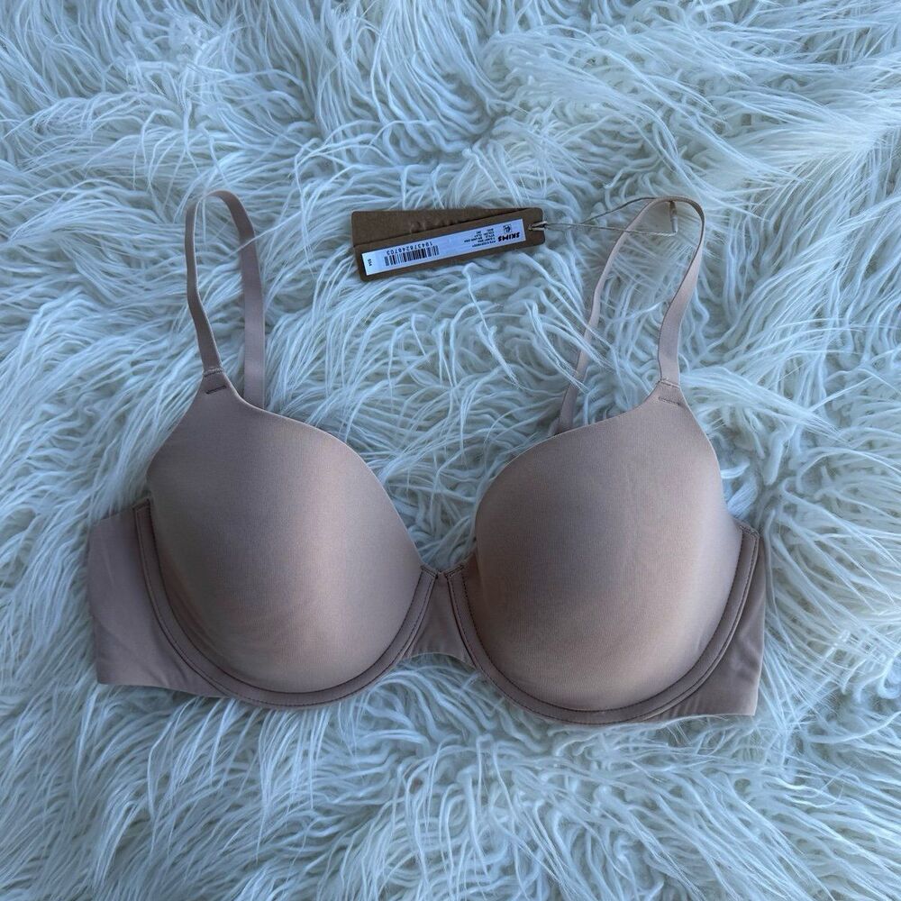 Skims Fits Everybody T-shirt Bra Clay Size 32B
